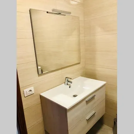 Stylish And Private 1 Bed In San Eugenio Appartement