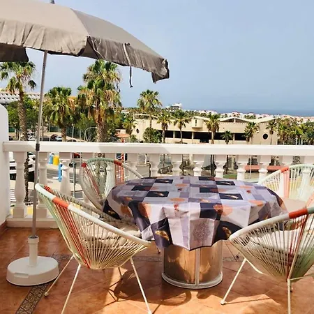 Stylish And Private 1 Bed In San Eugenio Apartment *